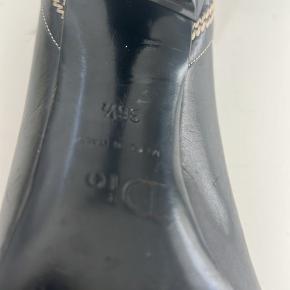 Authentic Vintage DIOR shoes  | Authentic Vintage Dior Round Closed Toe CD logo - Picture 12 of 13